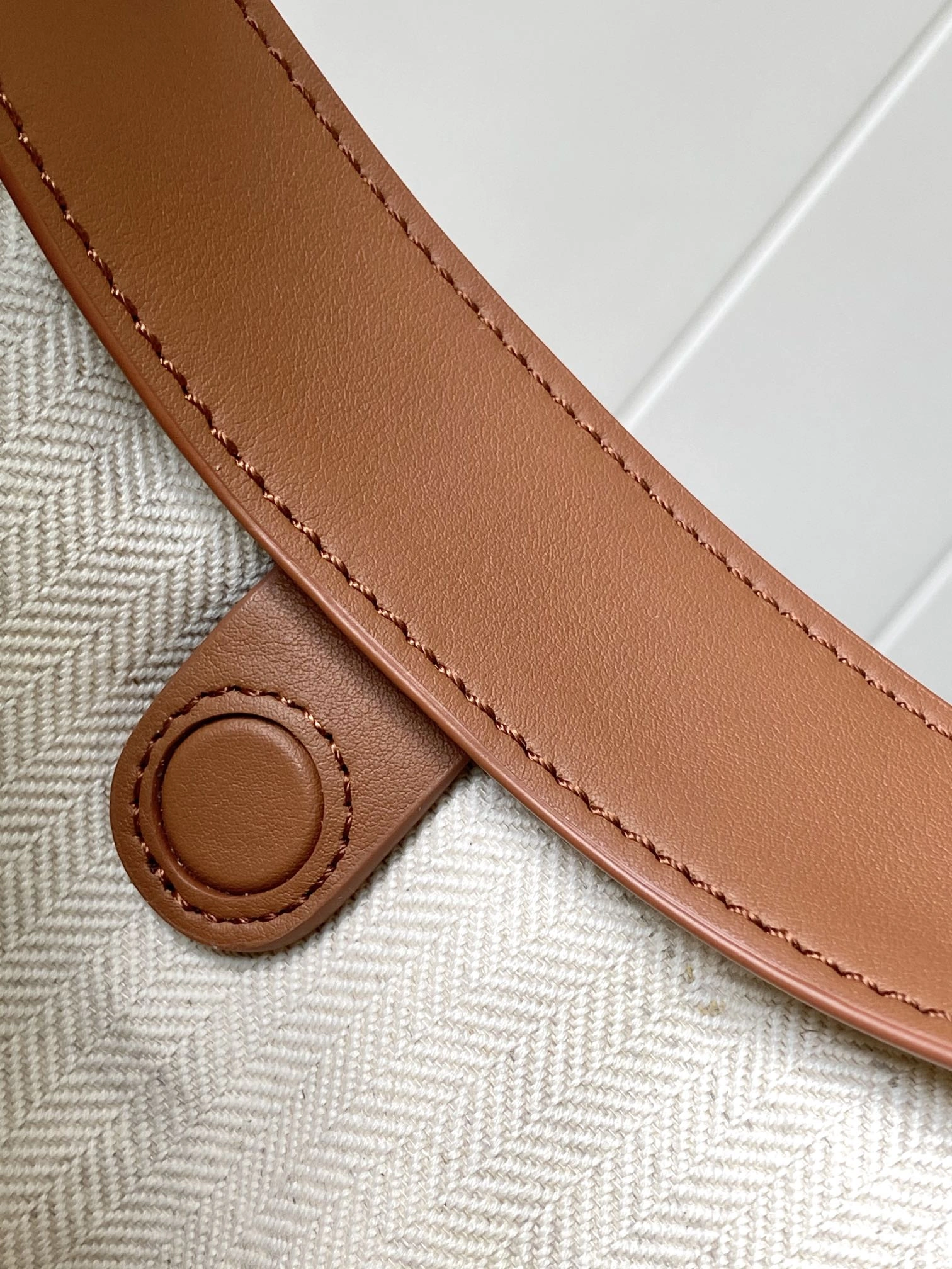 TopPick Loewe Hobo Bags 72047