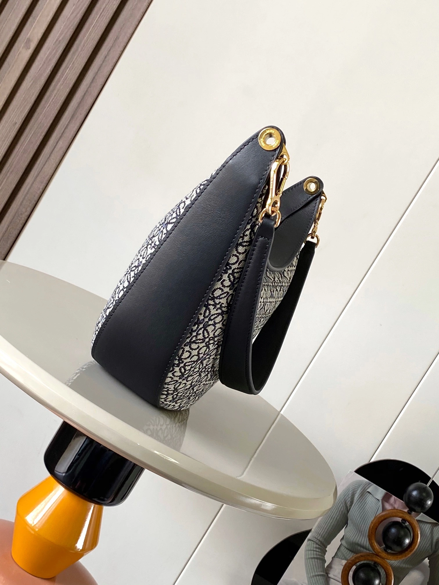 Loewe Hobo Bags Comfortable 72044