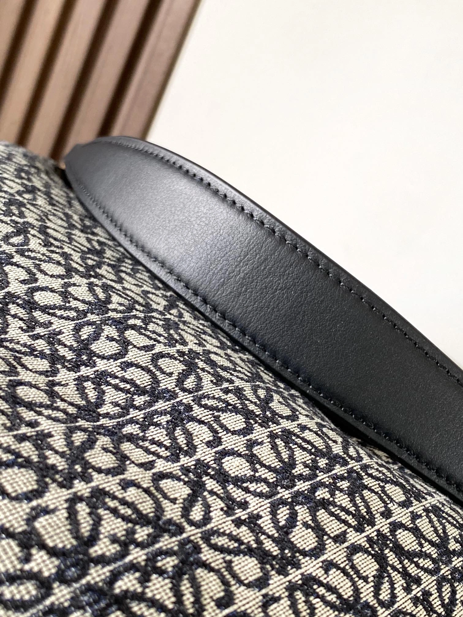 Loewe Hobo Bags Comfortable 72044