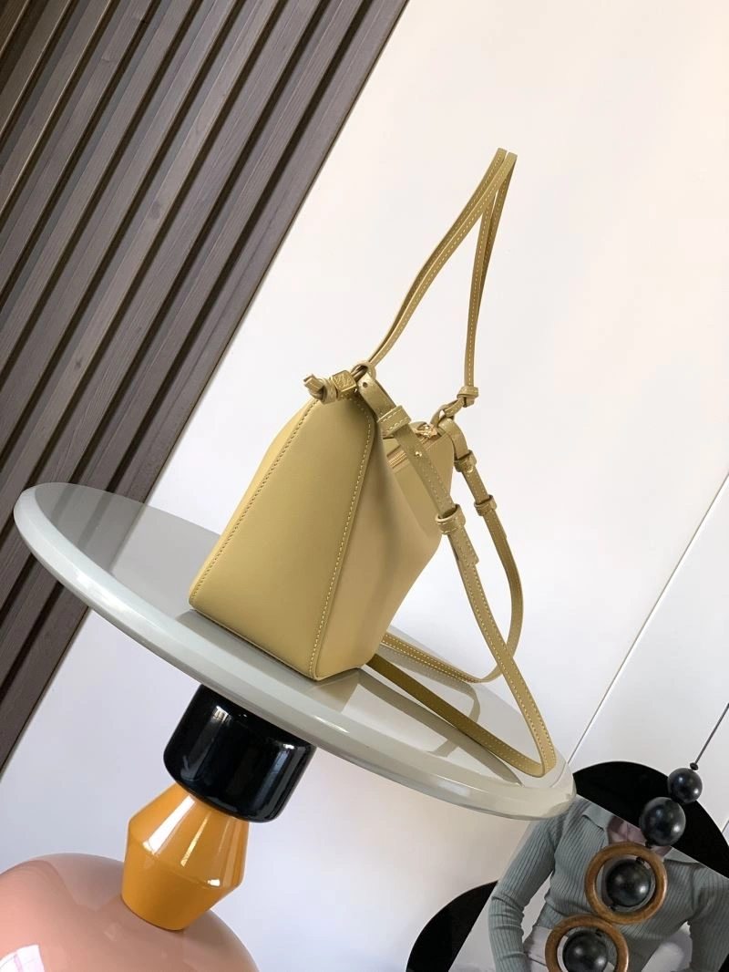 Loewe Hobo Bags Practical 61291