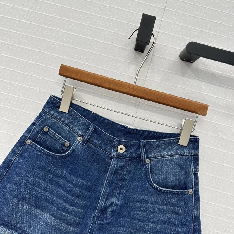 WellDesigned Loewe Jeans 156857