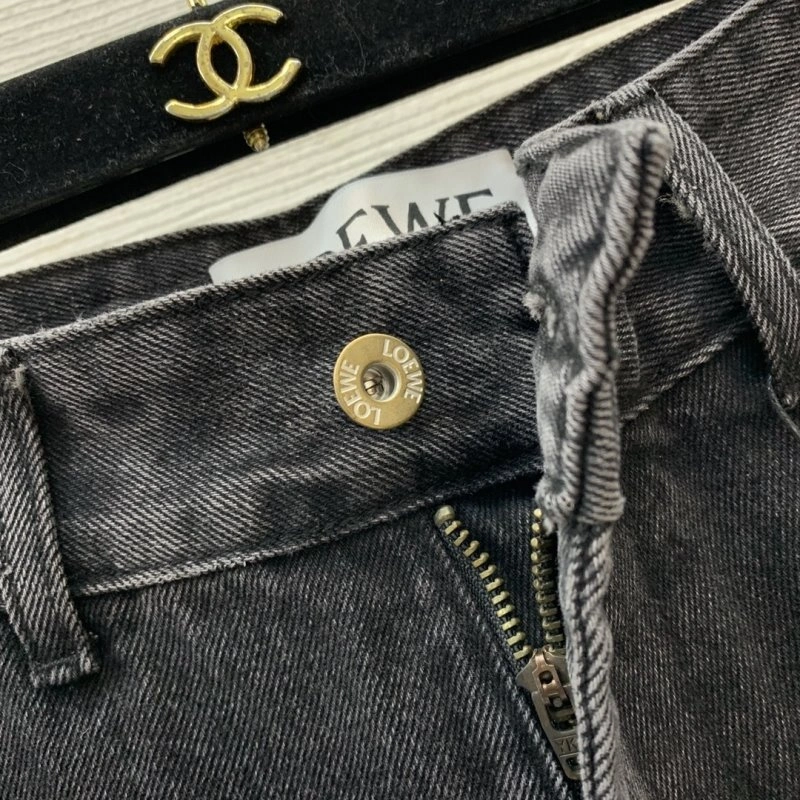 Fashionable Loewe Jeans 149803