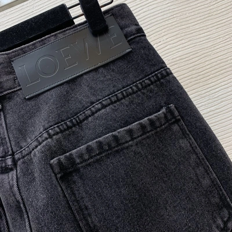Fashionable Loewe Jeans 149803