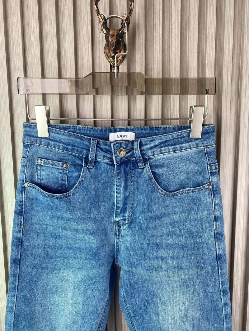 WellDesigned Loewe Jeans 160600