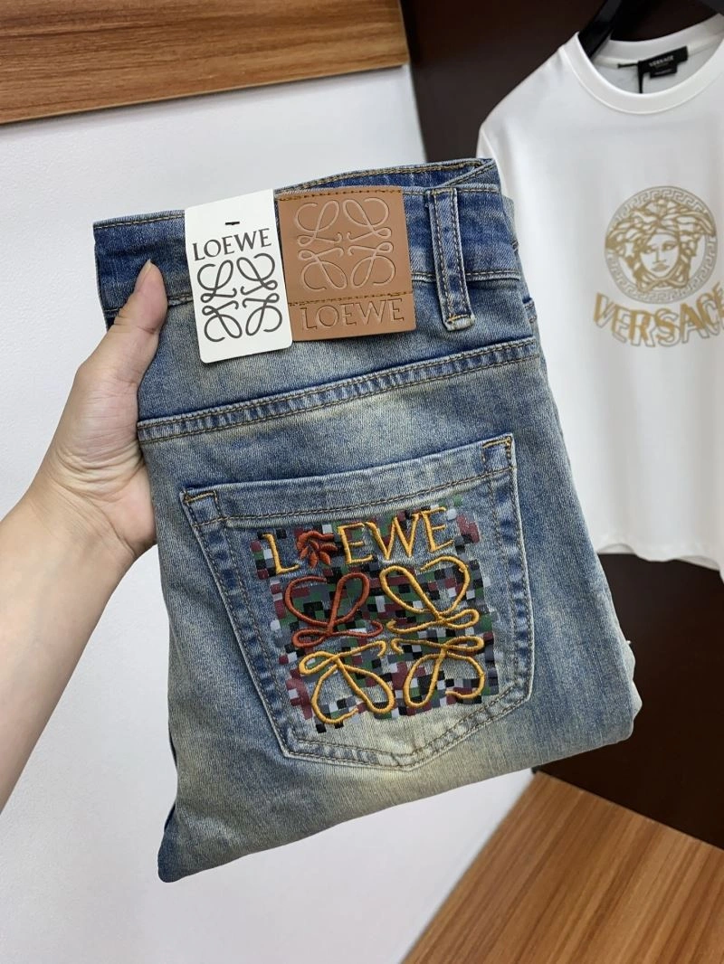 Versatile Loewe Jeans 160586