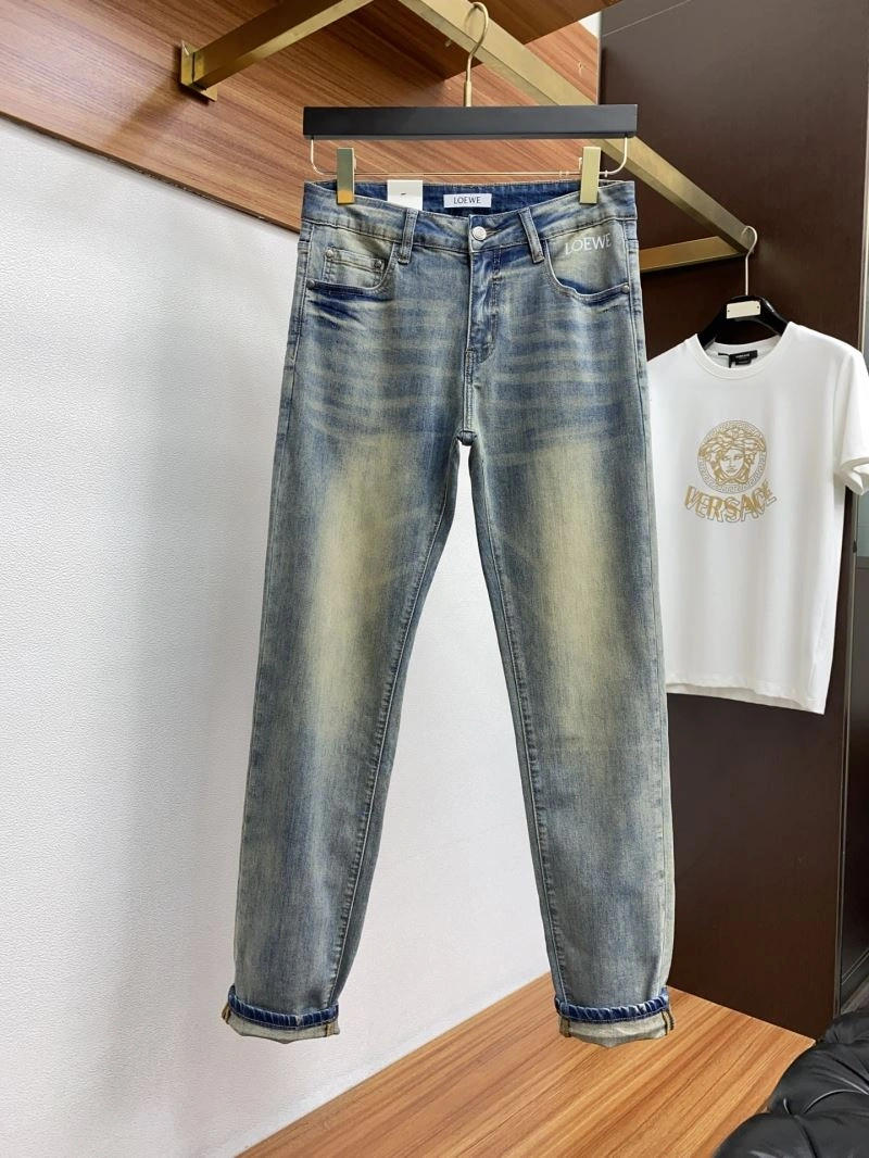 Versatile Loewe Jeans 160586