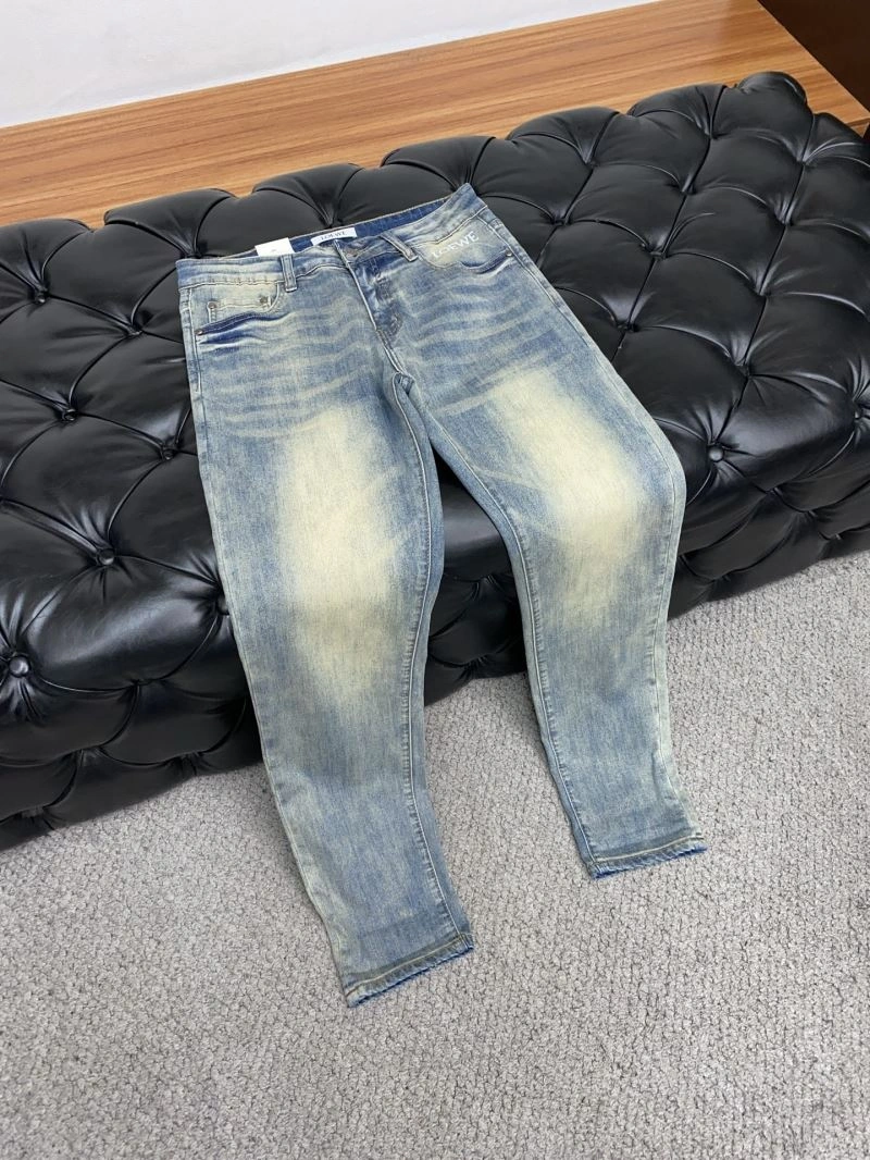 Versatile Loewe Jeans 160586