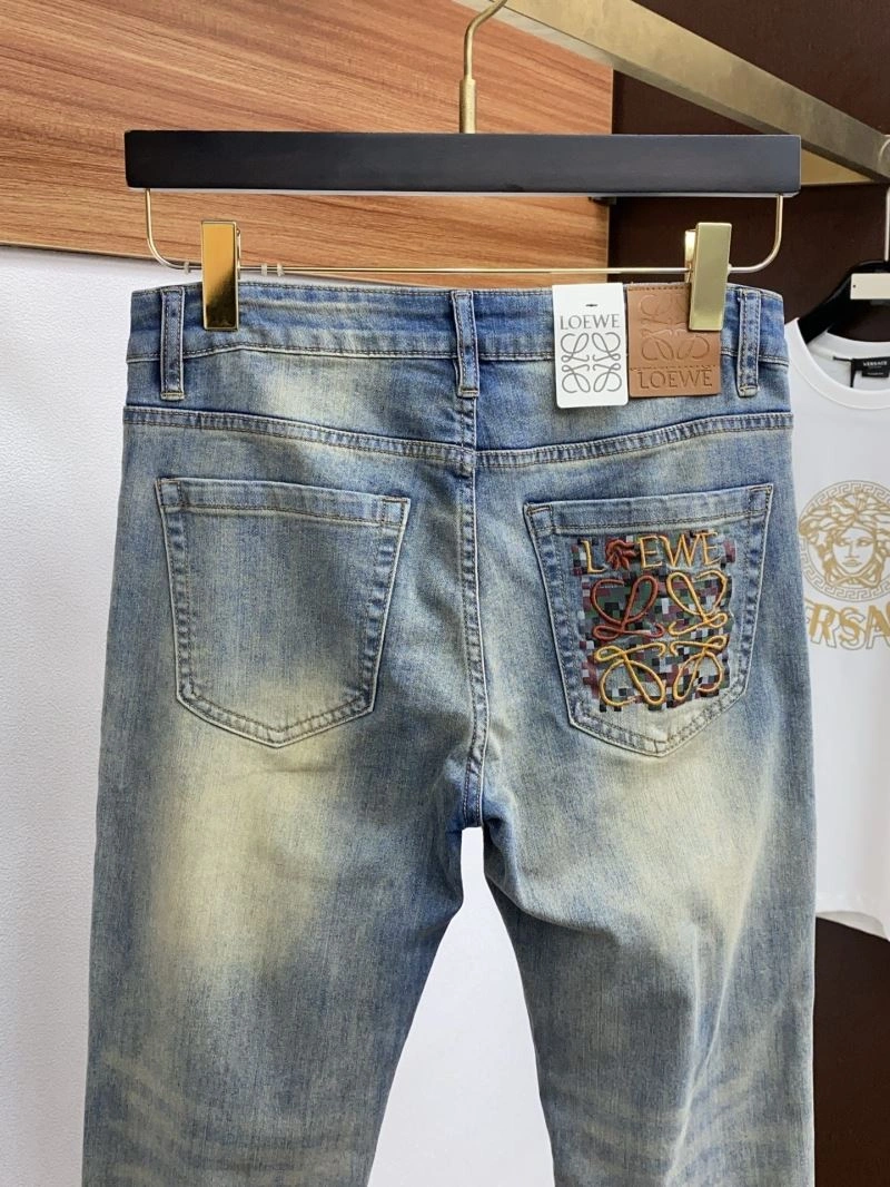 Versatile Loewe Jeans 160586