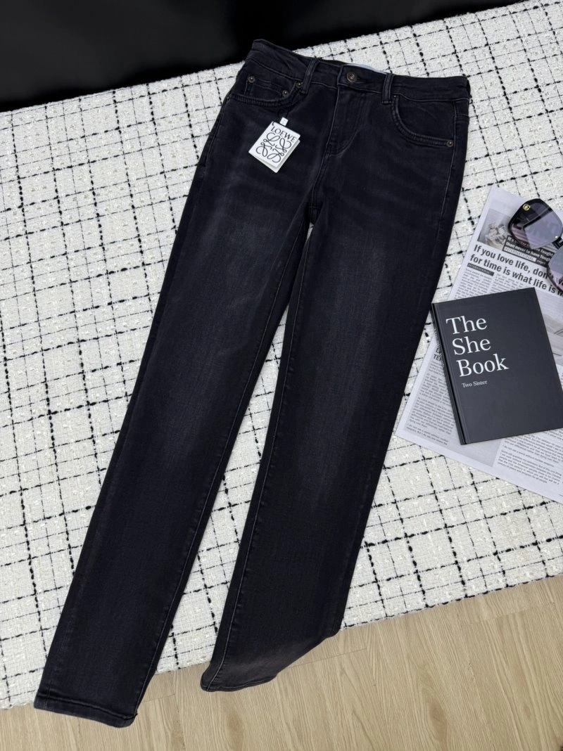 Loewe Jeans Attractive 153139