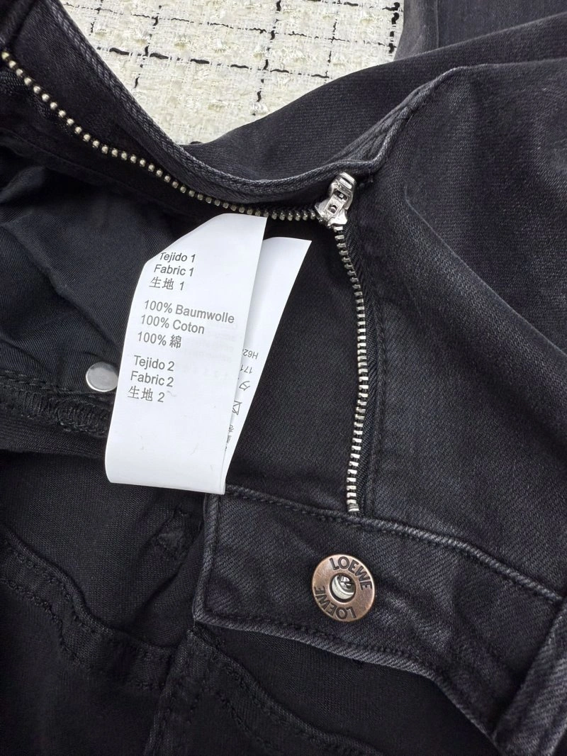 Loewe Jeans Attractive 153139