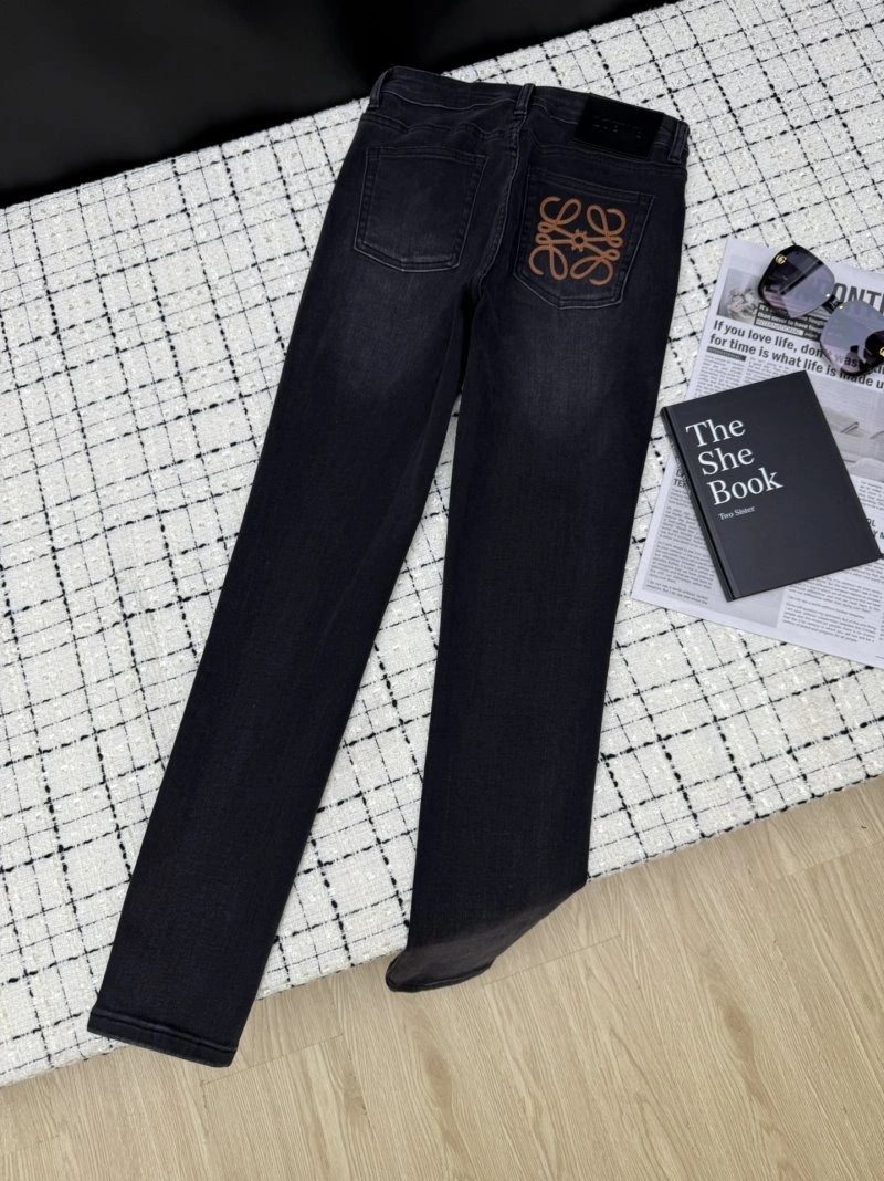 Loewe Jeans Attractive 153139