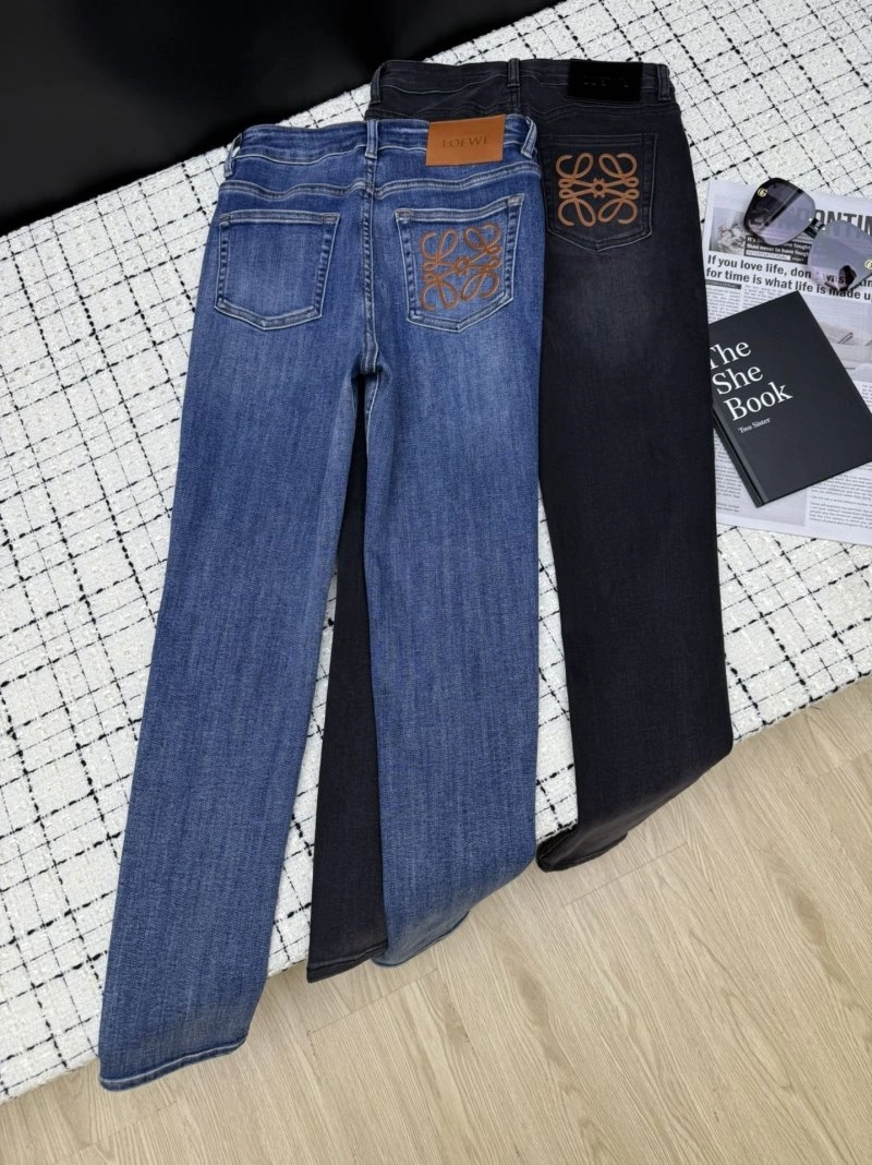 Loewe Jeans Attractive 153139