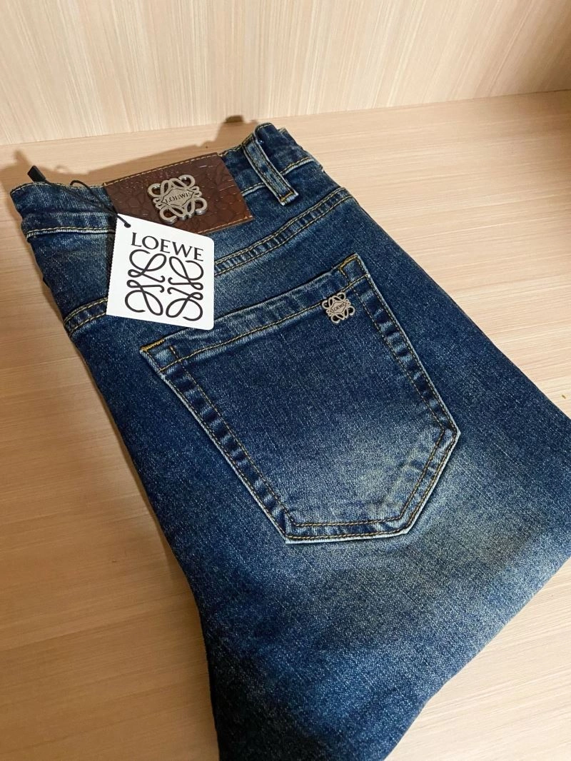 Versatile Loewe Jeans 158438