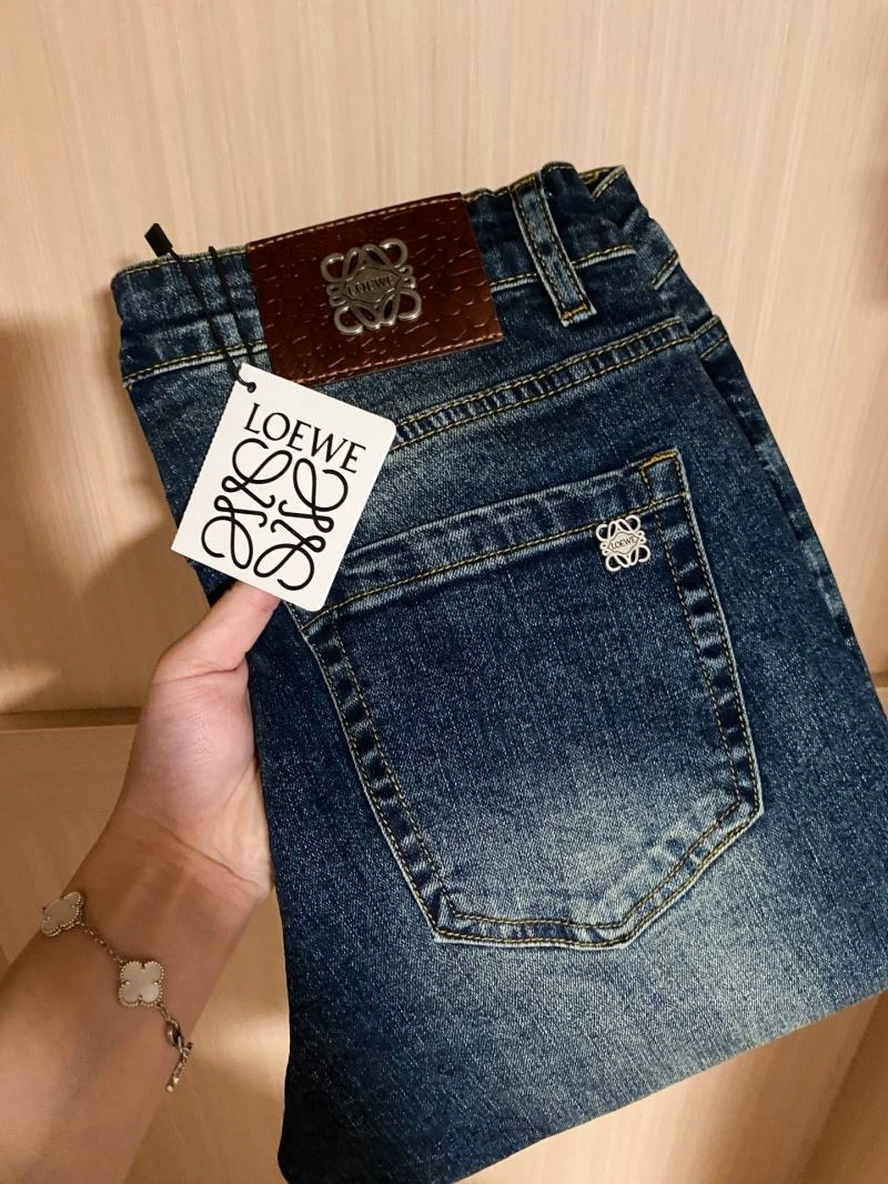 Versatile Loewe Jeans 158438