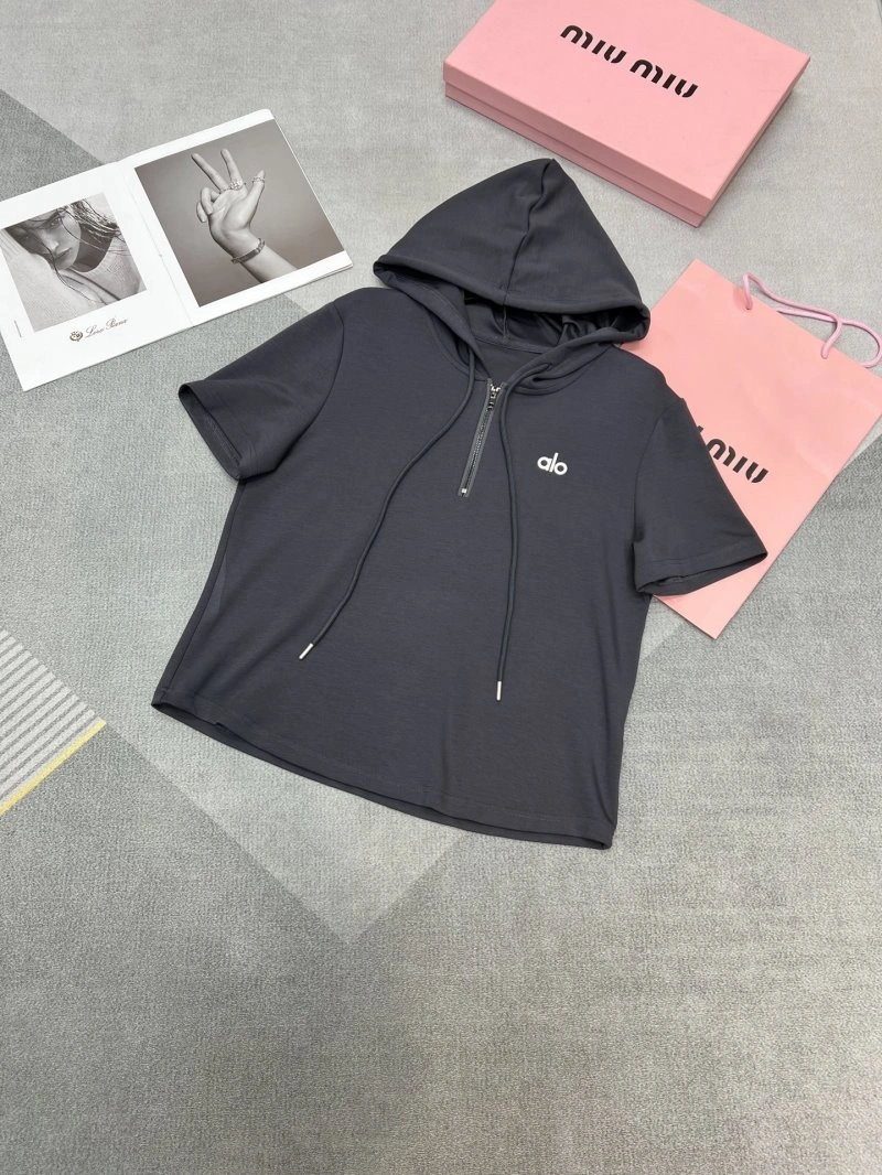 ModernLook Loewe Long Suits 149786
