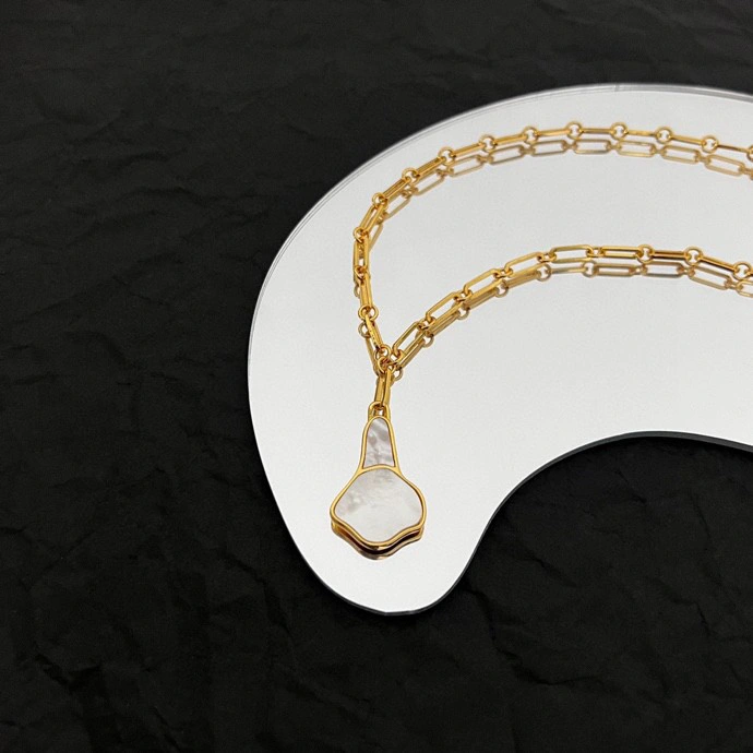 Sophisticated Loewe Necklaces 212582