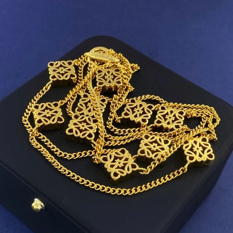 Affordable Loewe Necklaces 211164