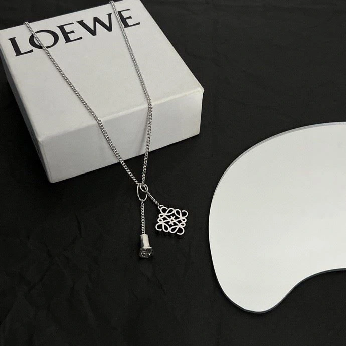 Compact Loewe Necklaces 209240