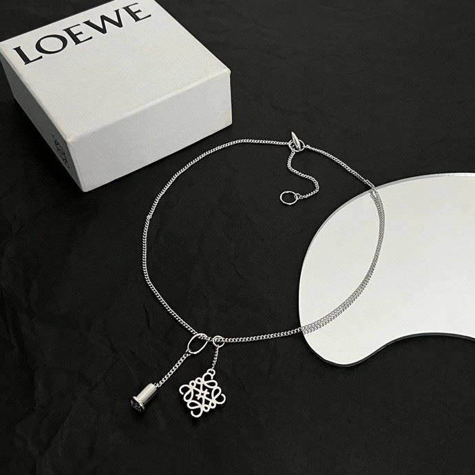 Compact Loewe Necklaces 209240