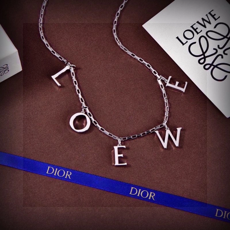 Loewe Necklaces MultiPurpose 207912