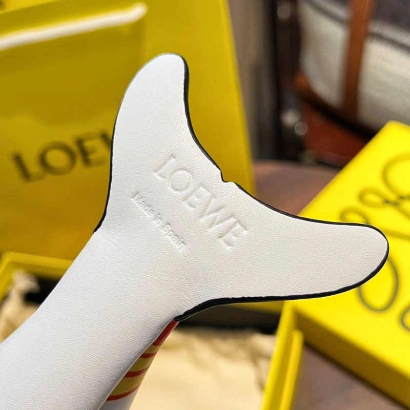 Compact Loewe Ornaments 269901