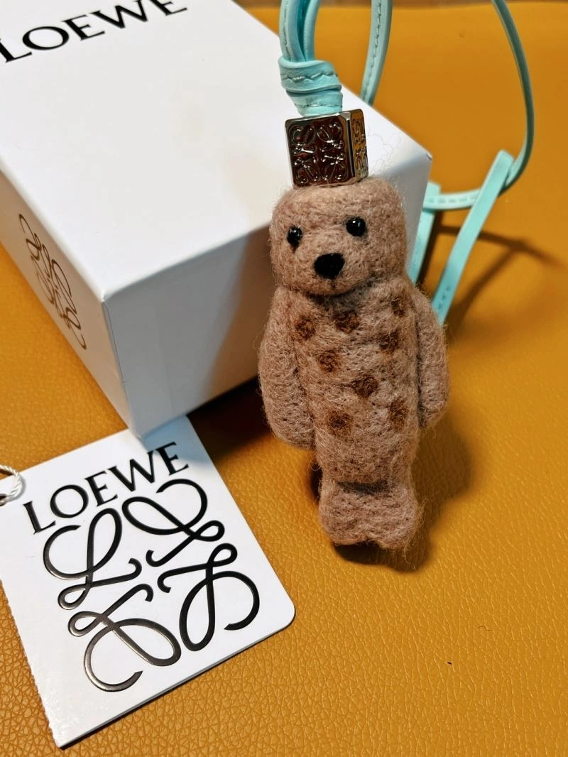 Snug Loewe Ornaments 270379
