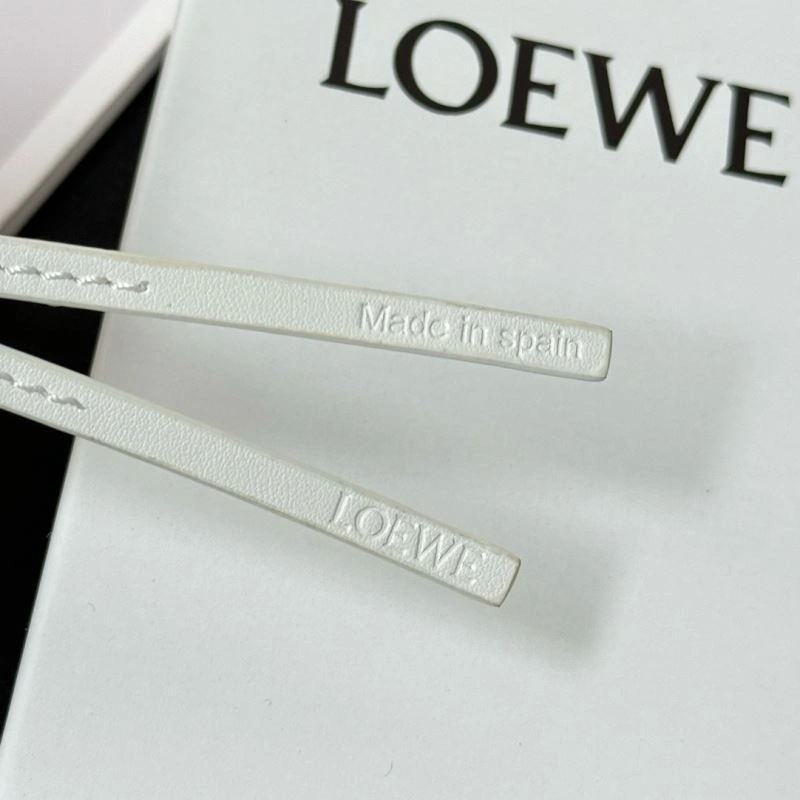 WeatherProof Loewe Ornaments 269536