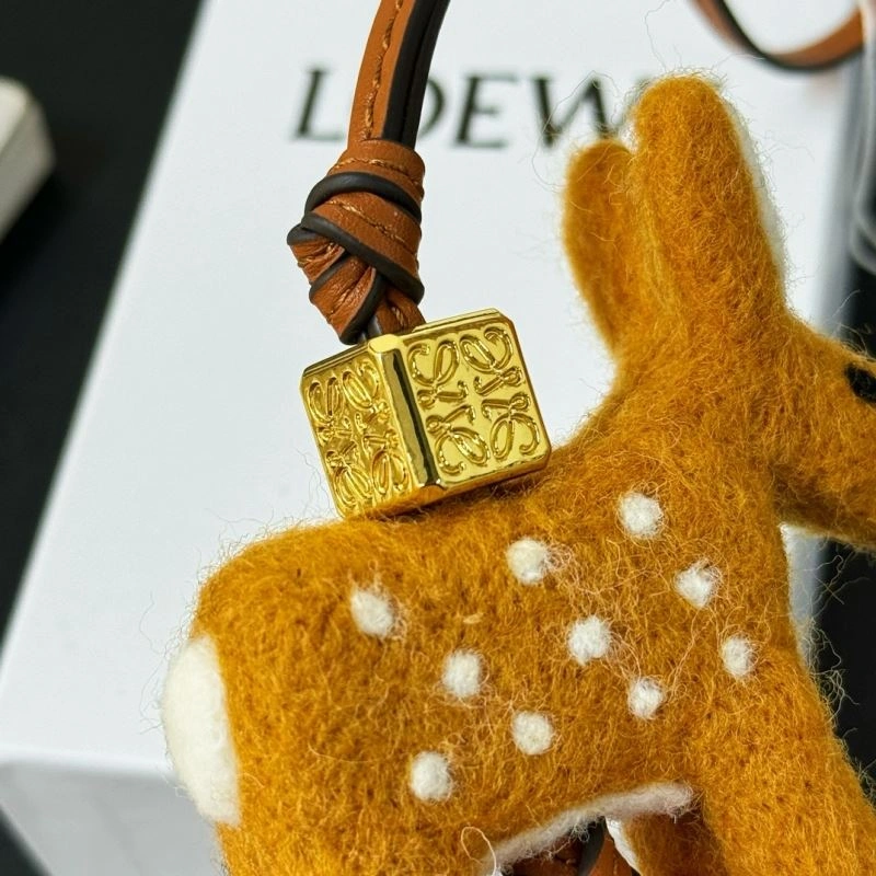 Cozy Loewe Ornaments 269533