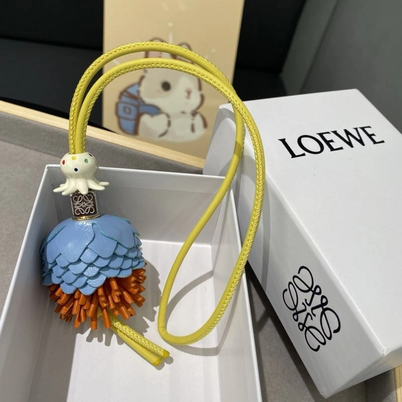 BestValue Loewe Ornaments 269526