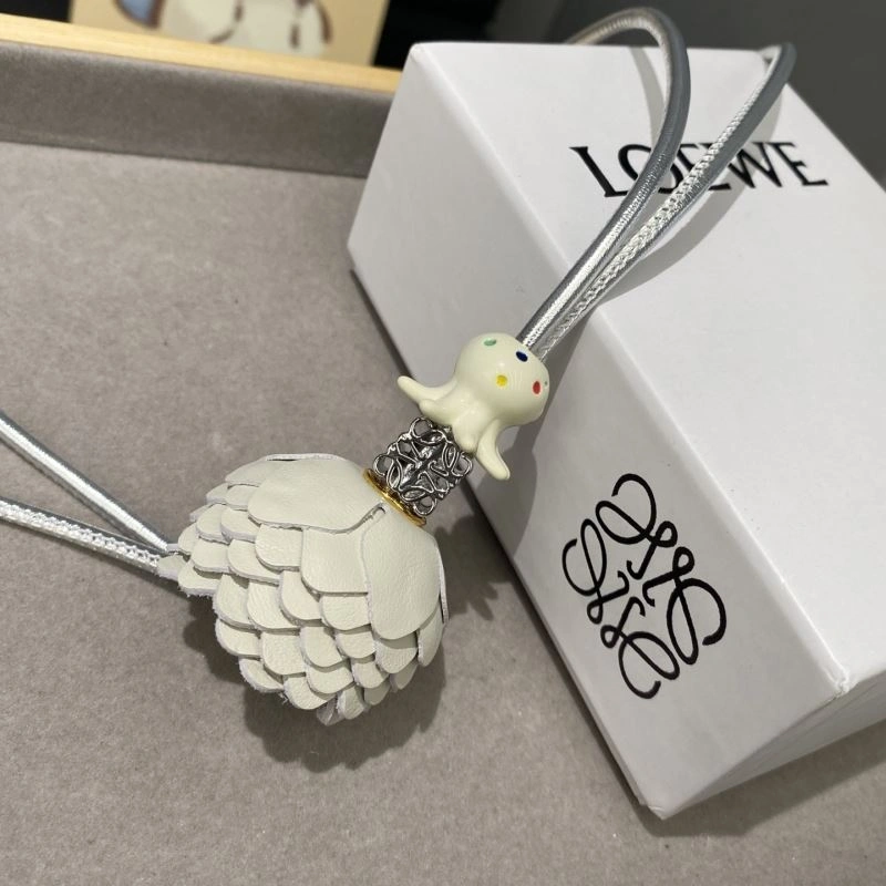Loewe Ornaments Resilient 269500