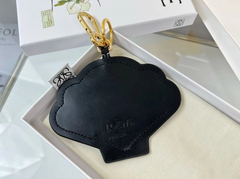 Efficient Loewe Ornaments 270001
