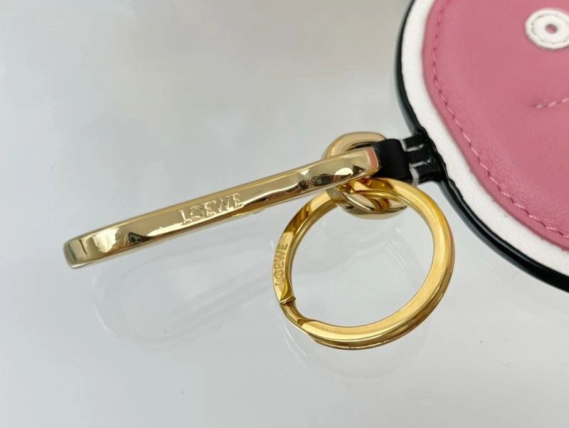 Efficient Loewe Ornaments 270001