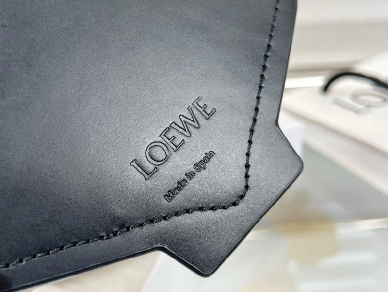 Efficient Loewe Ornaments 270001