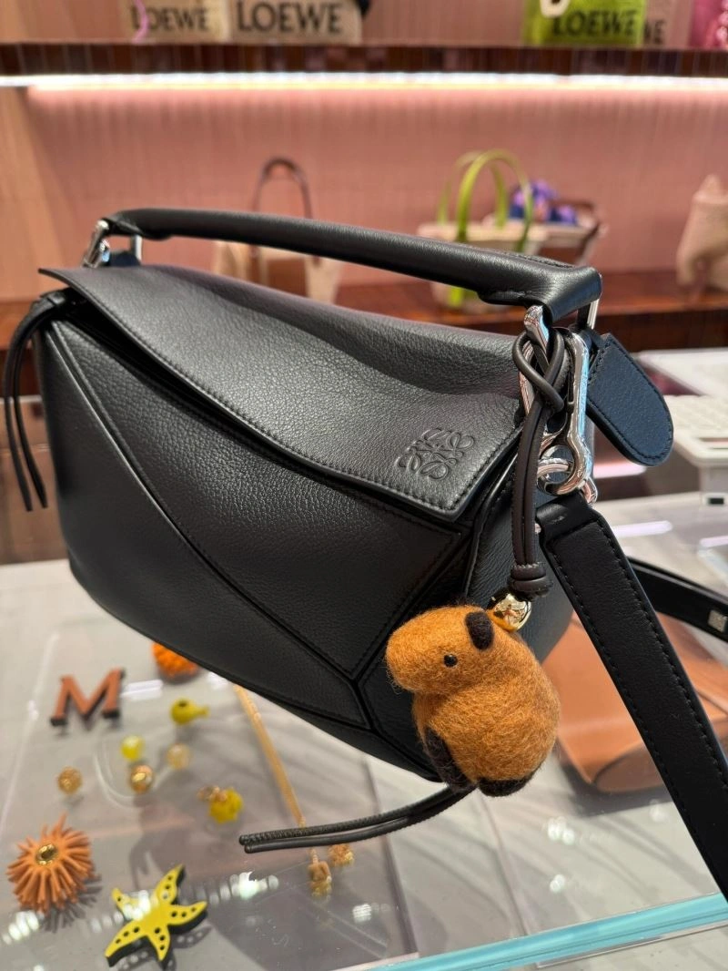 Practical Loewe Ornaments 269703
