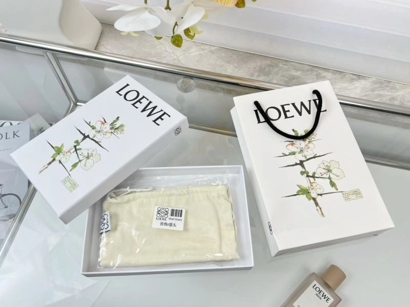 Sophisticated Loewe Ornaments 269420