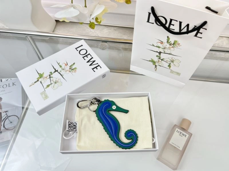 Bold Loewe Ornaments 269407