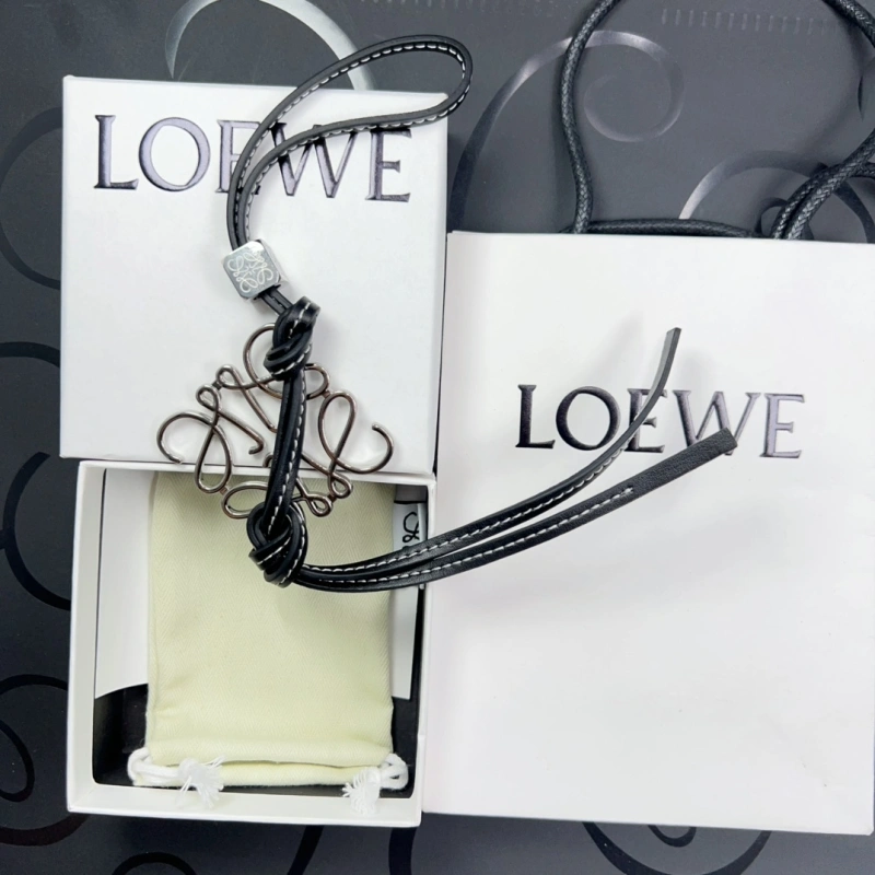 Loewe Ornaments GoAnywhere 269634