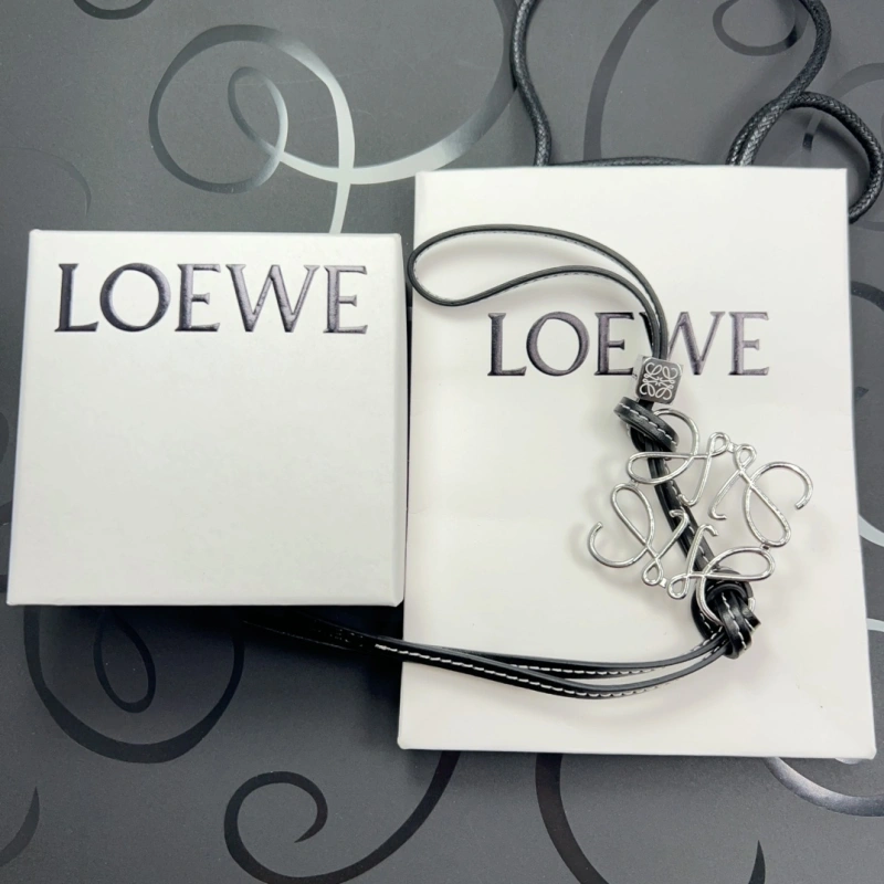 Loewe Ornaments GoAnywhere 269634