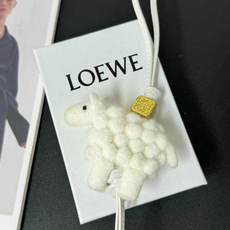 Premium Loewe Ornaments 269590