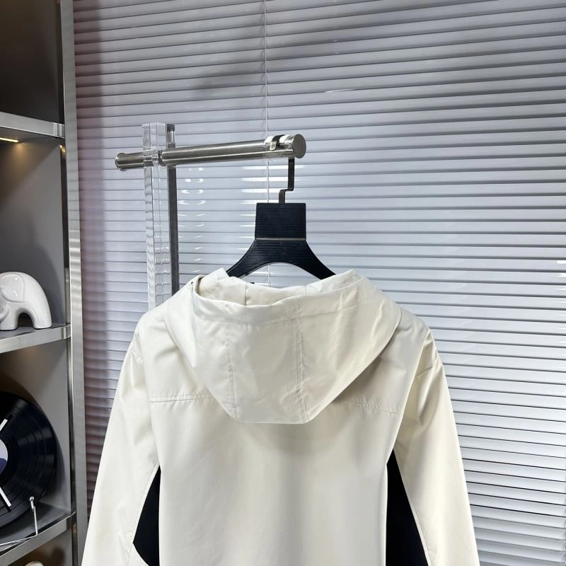 Loewe Outwear ModernLook 160506