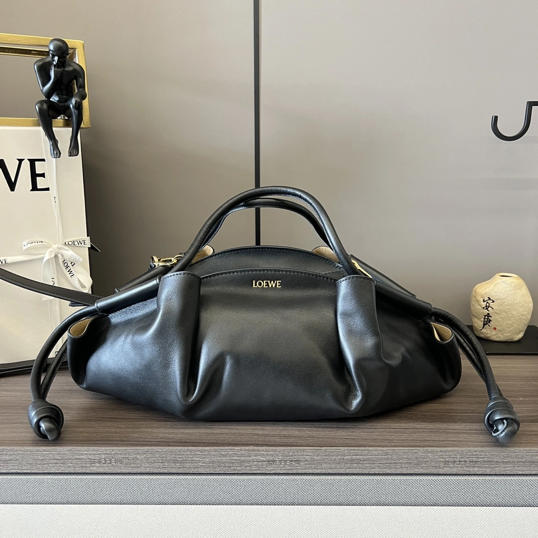 Loewe Paseo Bags Trendsetting 72131