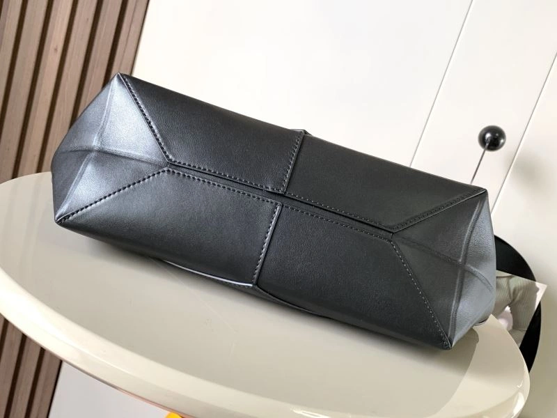 Soft Loewe Paseo Bags 77494