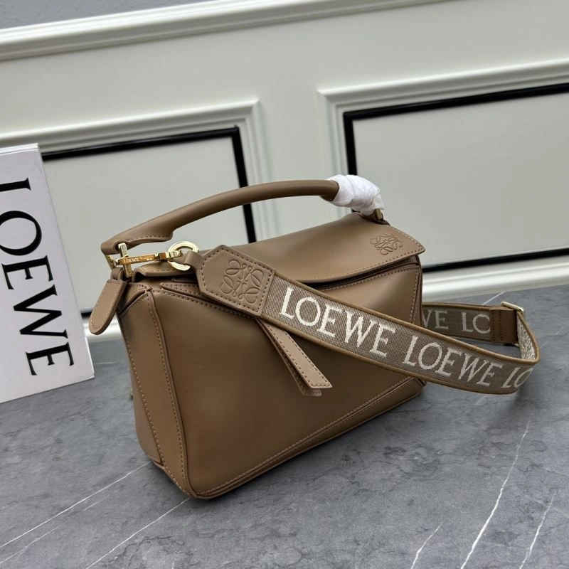 Attractive Loewe Puzzle Bags 83728
