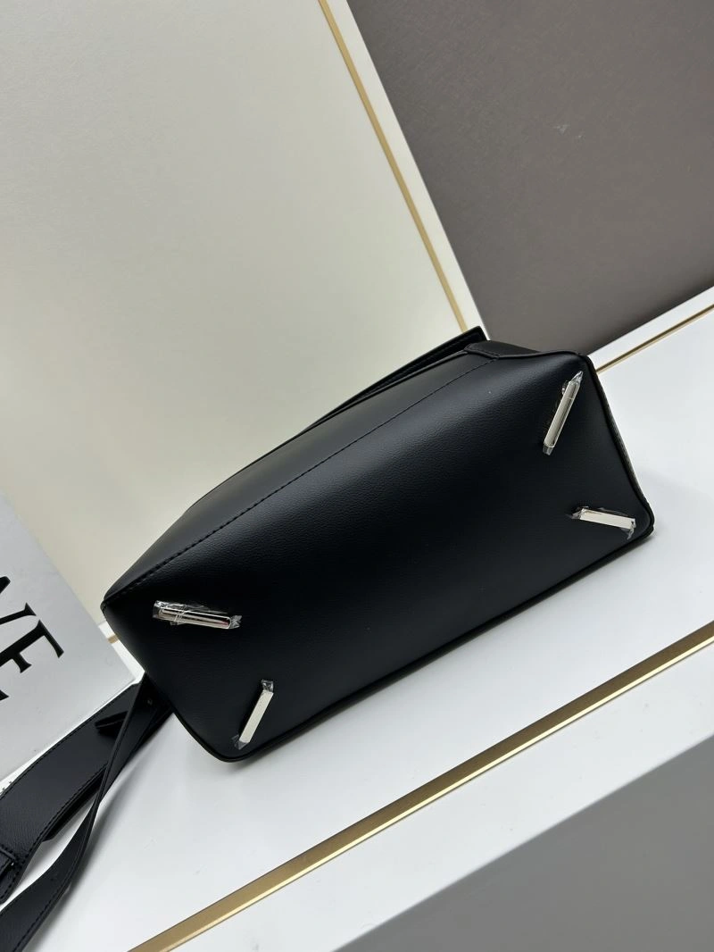 Elegant Loewe Puzzle Bags 83707