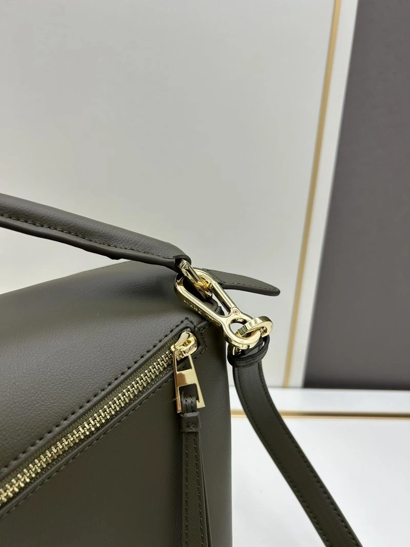 UrbanChic Loewe Puzzle Bags 83718