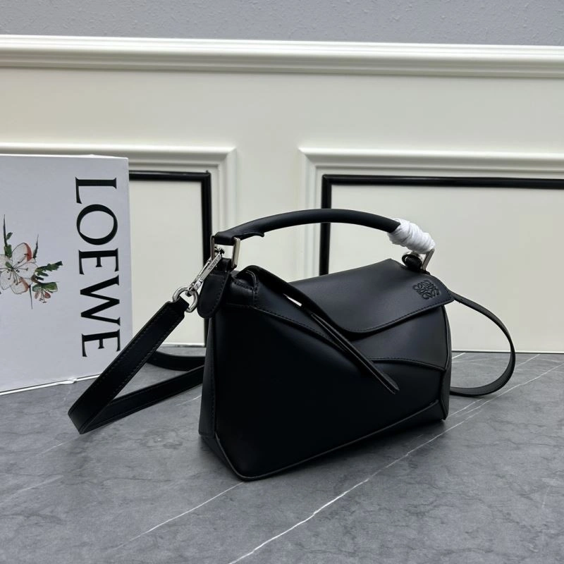 Modern Loewe Puzzle Bags 83712