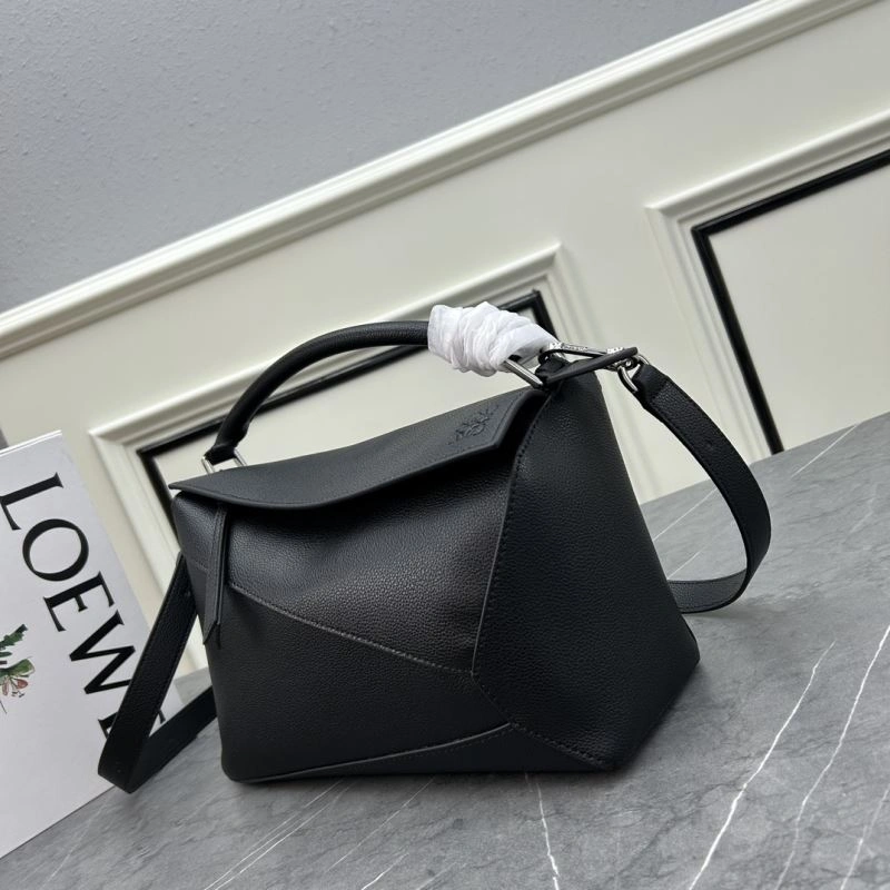 Contemporary Loewe Puzzle Bags 83710