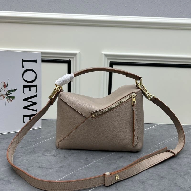 Elegant Loewe Puzzle Bags 83698