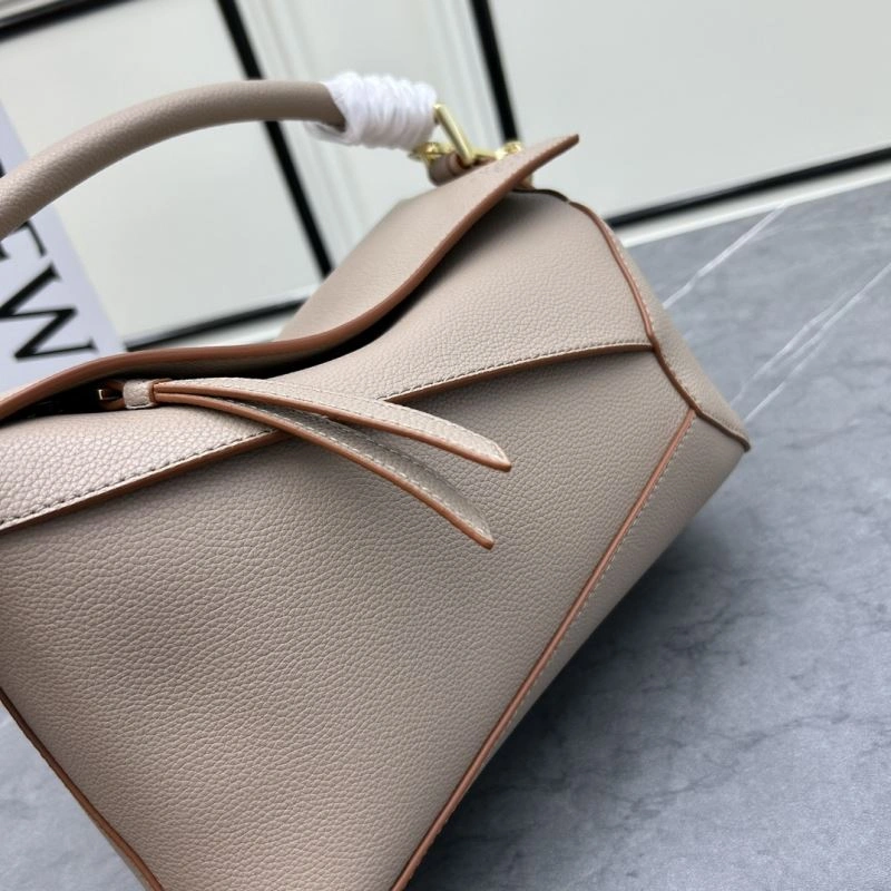 Elegant Loewe Puzzle Bags 83698