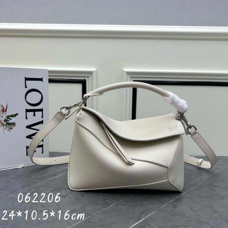 Loewe Puzzle Bags Chic 83702